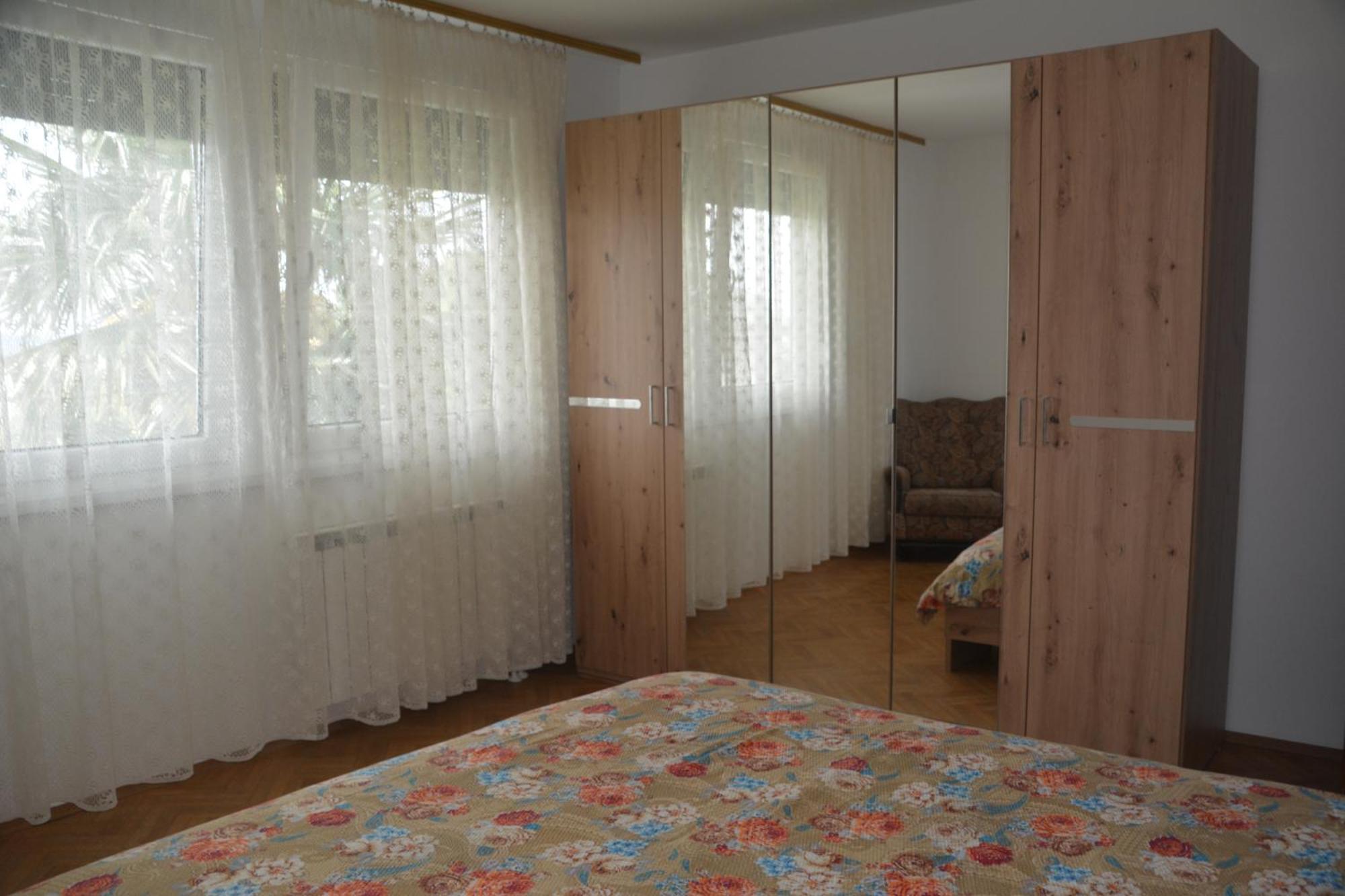 Hisa V Travniku Villa Smartno ภายนอก รูปภาพ